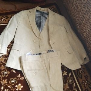 Isaac Mizrahi 3 pieces , 5 year old boys suit.